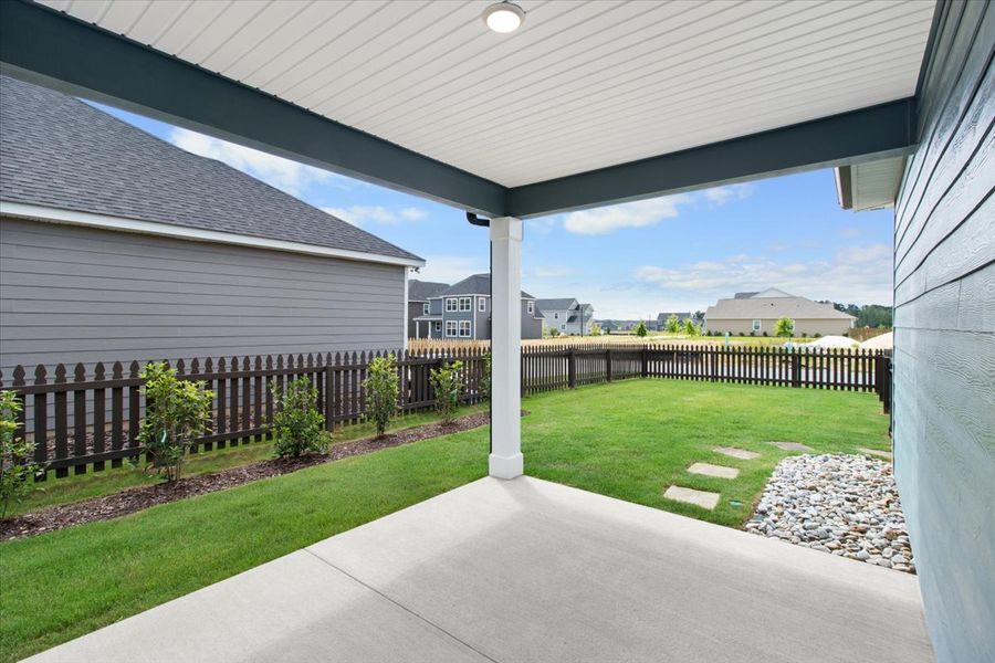 Covered Patio | 6244 Canterbury Farms Pkwy in Grovetown
