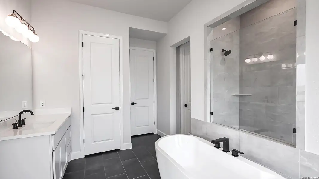 Furnished interior view inside a new home in Mayfair, New Braunfels (Image 8).