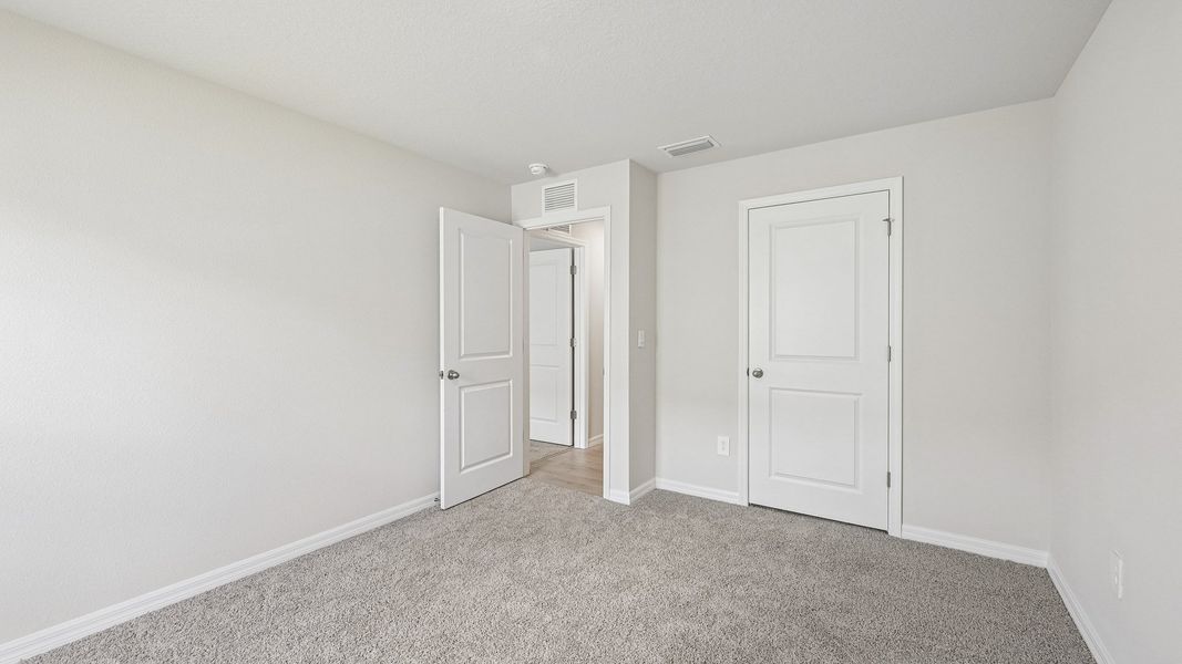 Representative unfurnished interior of a home built from the Covington by D.R. Horton in Oakfield Lakes, Parrish (Image 30). Representative unfurnished interior of a home built from the Covington by D.R. Horton in Oakfield Lakes, Parrish (Image 30).