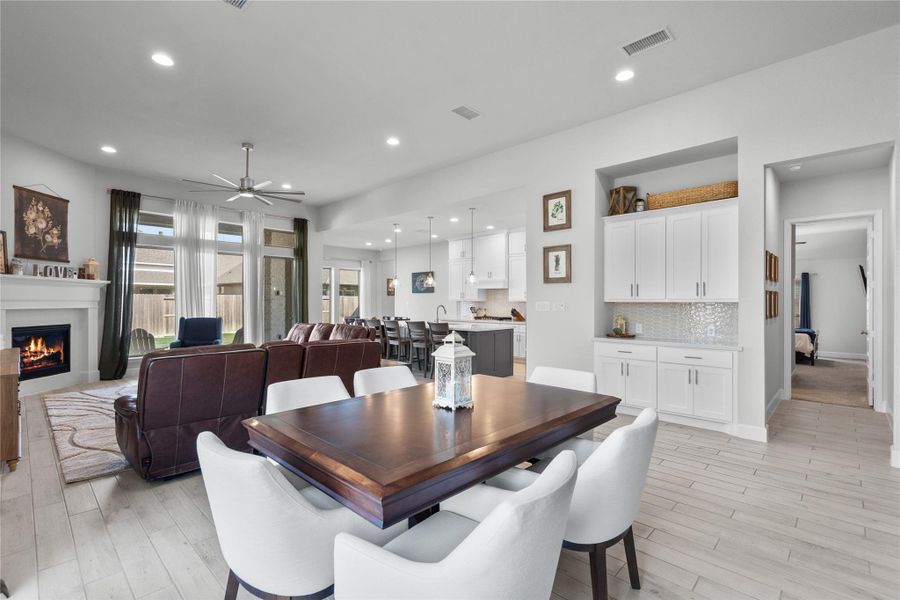 Furnished interior view inside a new home in Riceland, Mont Belvieu (Image 9).
