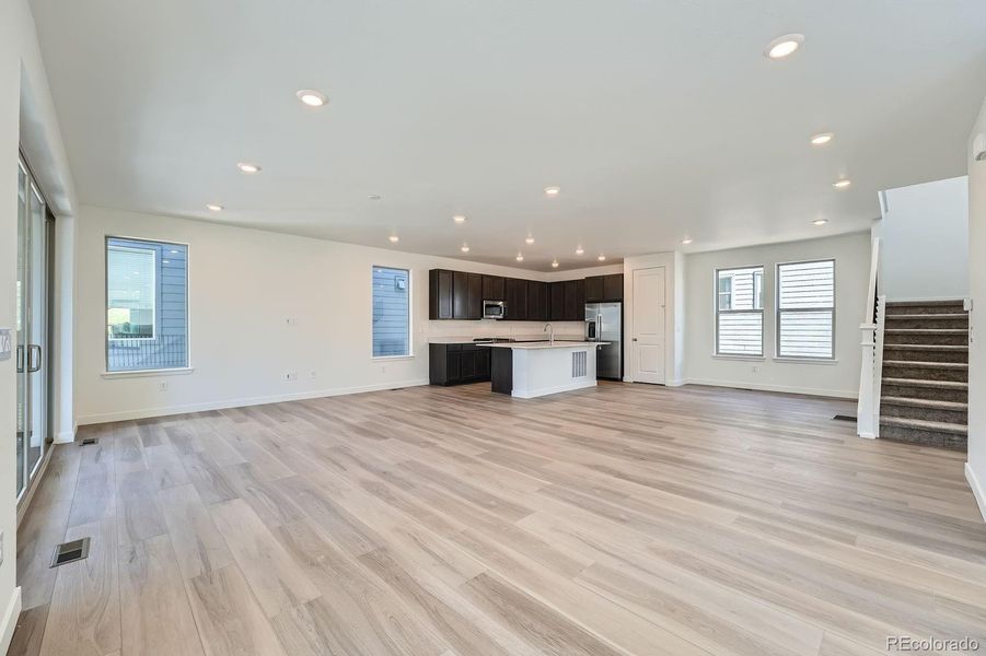 Spacious, unfurnished interior of a new home in Red Rocks Ranch: The Skyline Collection, Morrison (Image 7).