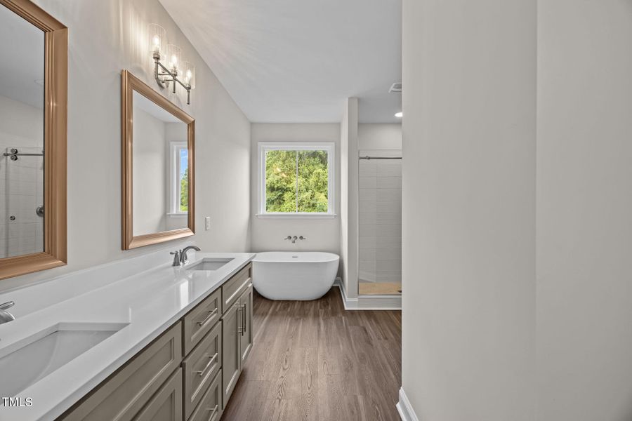 22-web-or-mls-BLS_0057 22-web-or-mls-BLS_0057