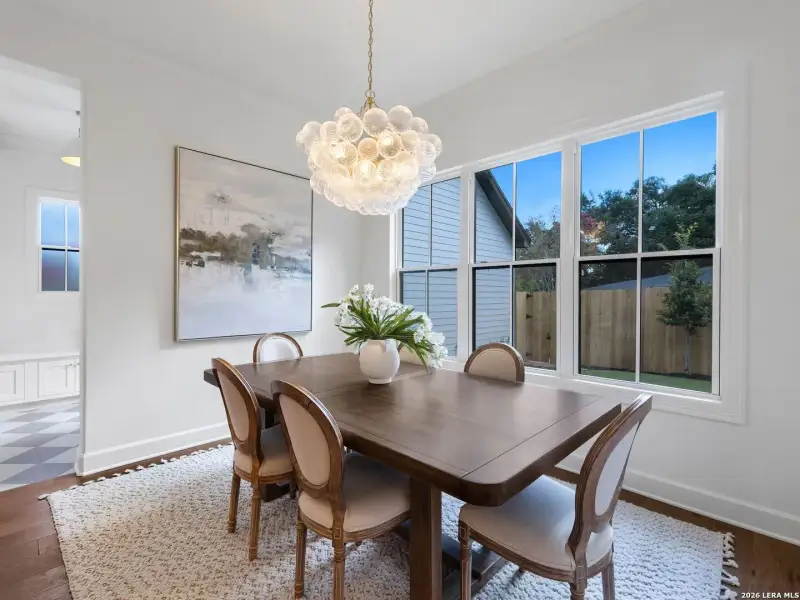 Furnished interior view inside a new home in , Alamo Heights (Image 24).