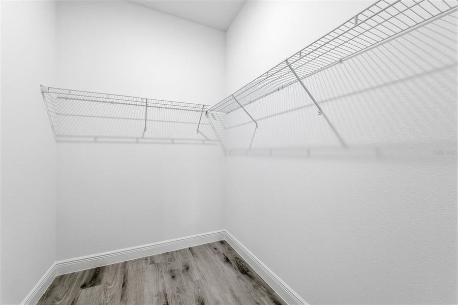 Spacious, unfurnished interior of a new home in , Ocala (Image 20).