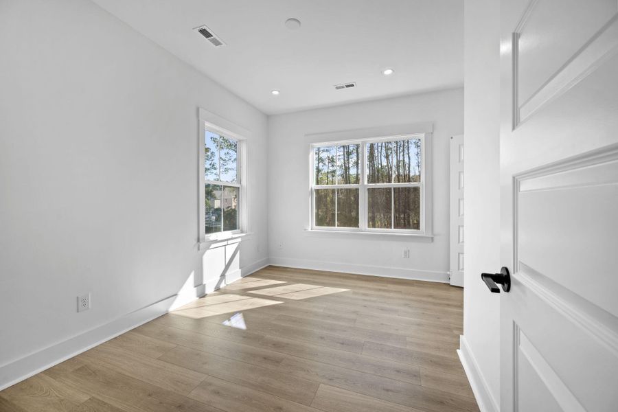 Spacious, unfurnished interior of a new home in , Johns Island (Image 41).