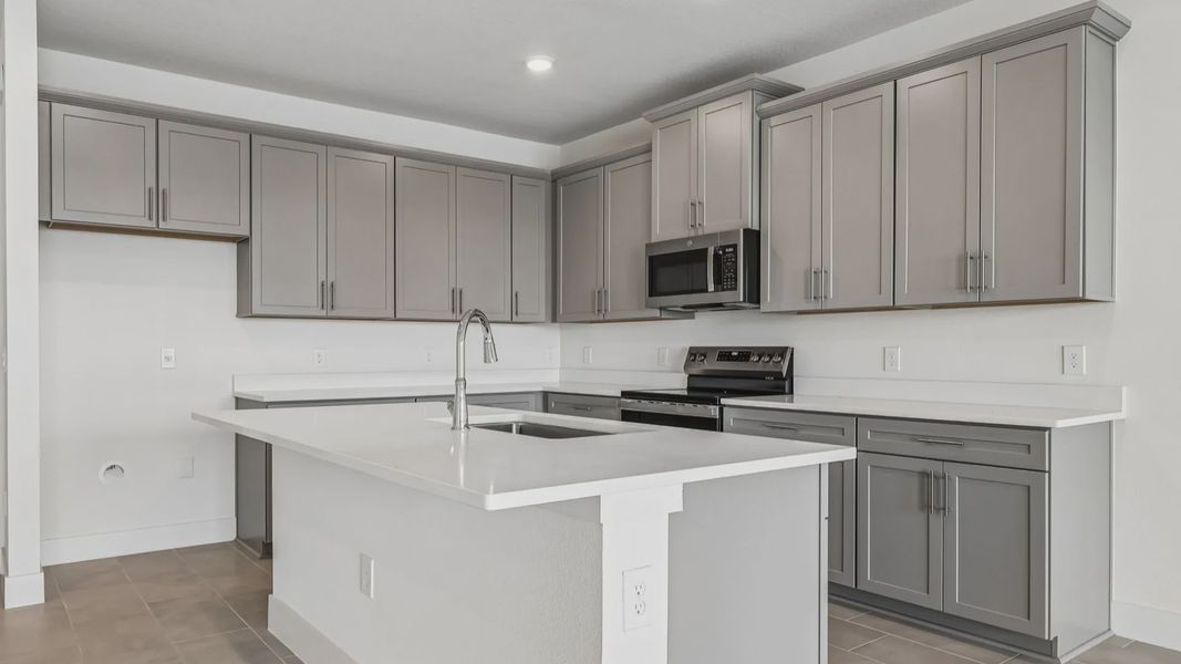 Furnished interior view inside a new home in Ardisia Park, New Smyrna Beach (Image 12).