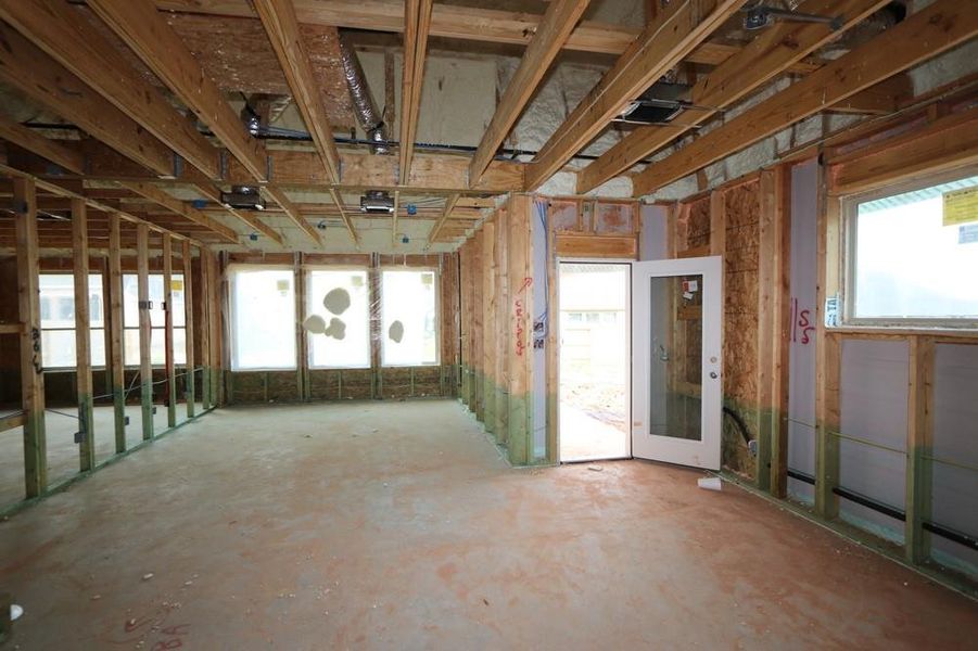 Spacious, unfurnished interior of a new home in Escondido 45’ Homesites, Magnolia (Image 14).