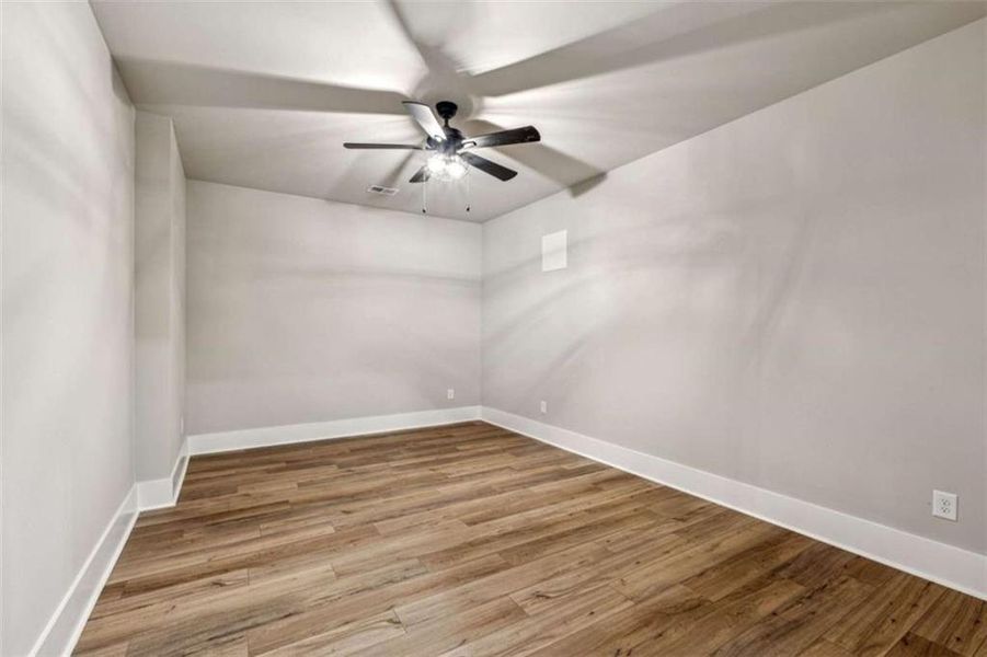 Spacious, unfurnished interior of a new home in , Gainesville (Image 66).