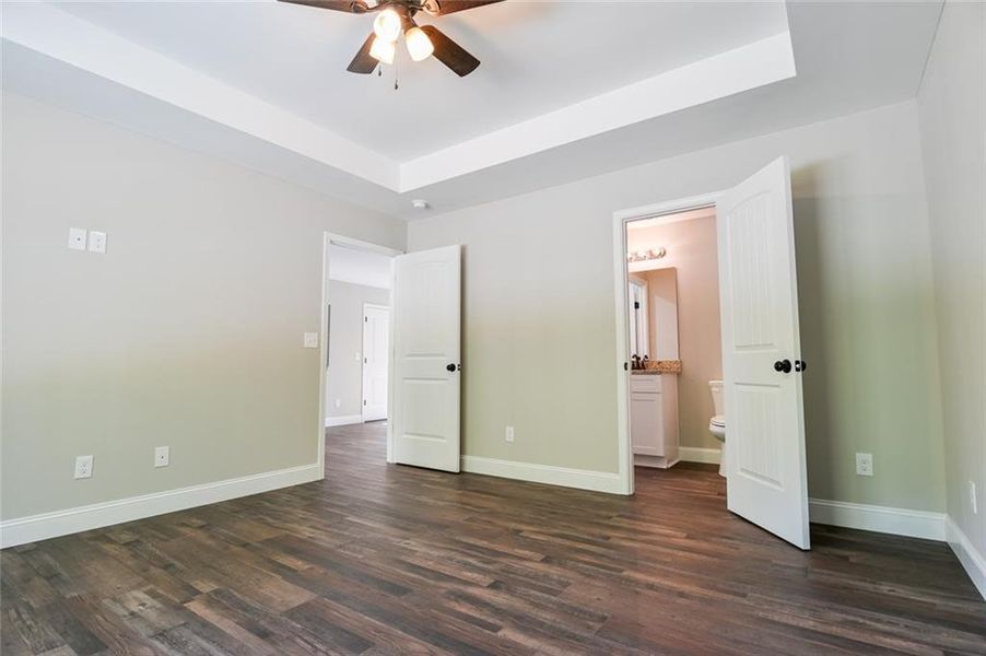 Spacious, unfurnished interior of a new home in , Dahlonega (Image 32).