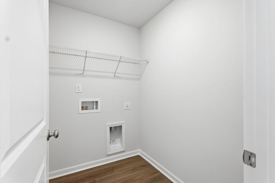 Spacious, unfurnished interior of a new home in Piper Creek, Newton (Image 24). Spacious, unfurnished interior of a new home in Piper Creek, Newton (Image 24).