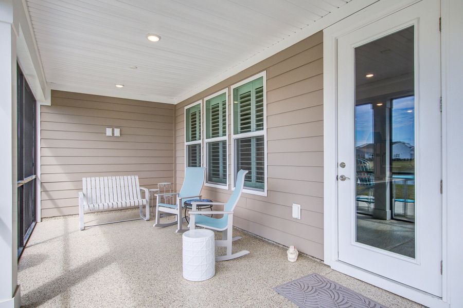Exterior details and patio area of a home in , Summerville (Image 21).