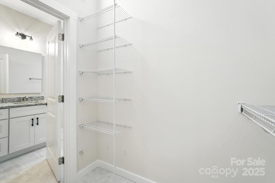 Image 32 of a home in .