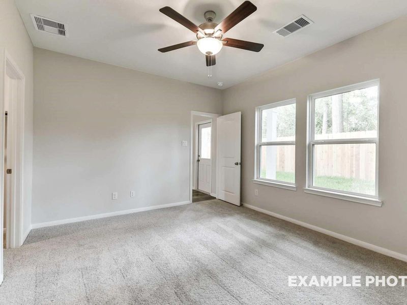 Spacious, unfurnished interior of a new home in Liberty Estates, Cleveland (Image 17).