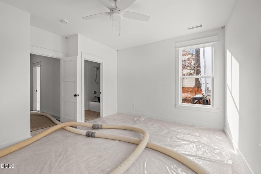 94-web-or-mls-P1097666