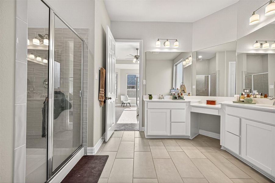 Furnished interior view inside a new home in StoneCreek Estates, Richmond (Image 21). Furnished interior view inside a new home in StoneCreek Estates, Richmond (Image 21).