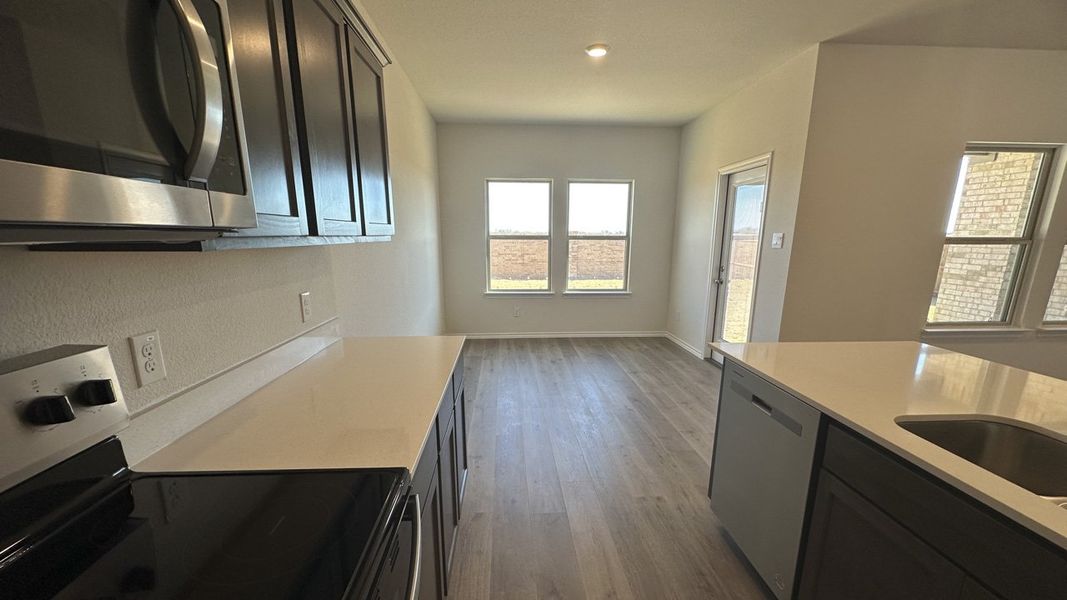 Representative furnished interior of a home built from the NAPLES by D.R. Horton in Northspur, Forney (Image 7). Representative furnished interior of a home built from the NAPLES by D.R. Horton in Northspur, Forney (Image 7).