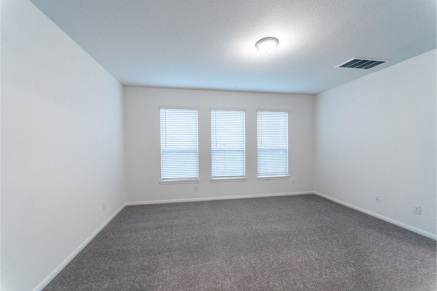 Spacious, unfurnished interior of a new home in Martha's Vineyard, Alvin (Image 22).