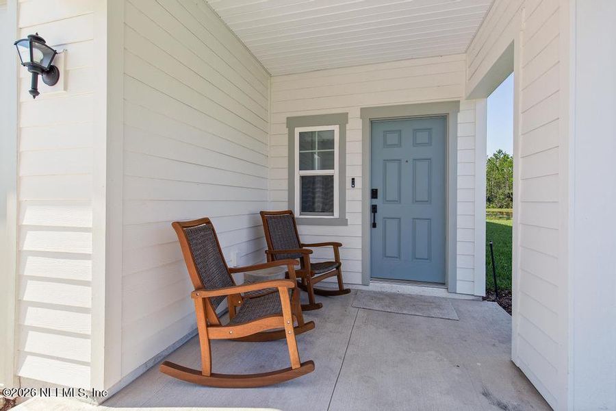 Exterior details and patio area of a home in Seminole Palms, Palm Coast (Image 21).