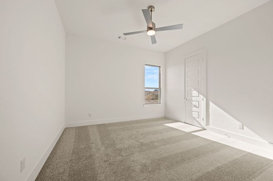 Spacious, unfurnished interior of a new home in Settlers Glen, New Fairview (Image 38). Spacious, unfurnished interior of a new home in Settlers Glen, New Fairview (Image 38).