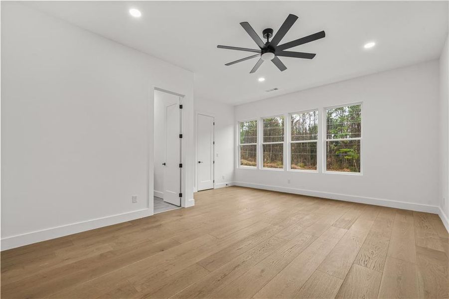 Spacious, unfurnished interior of a new home in , Atlanta (Image 24). Spacious, unfurnished interior of a new home in , Atlanta (Image 24).