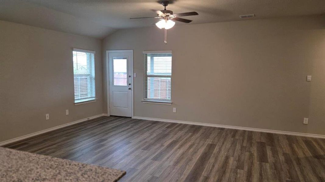 Spacious, unfurnished interior of a new home in Rosewood at Beltmill, Fort Worth (Image 12).