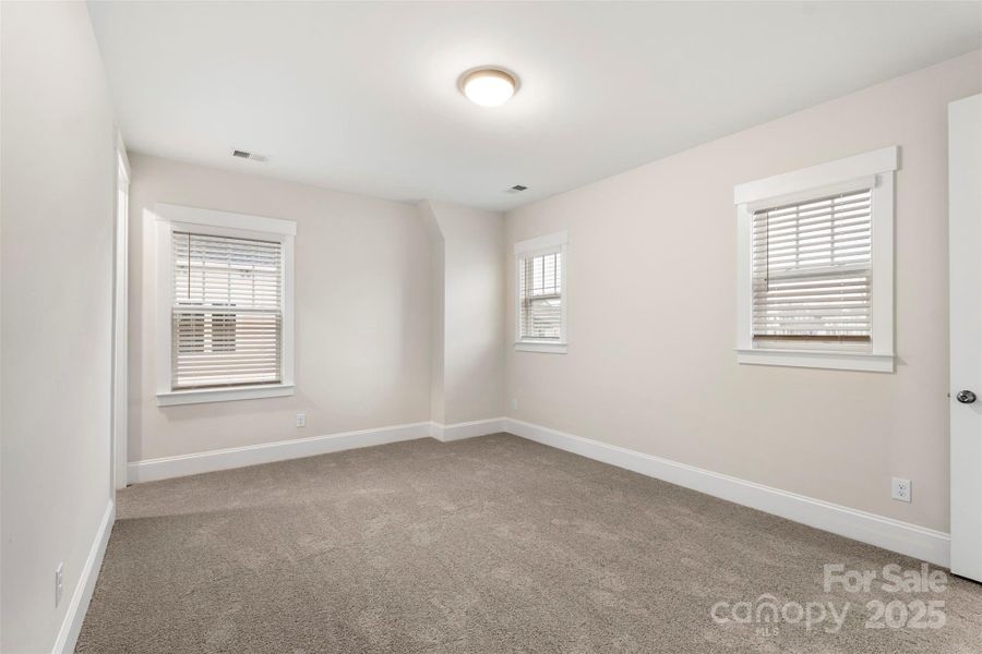 Spacious, unfurnished interior of a new home in Riverwalk, Rock Hill (Image 30).