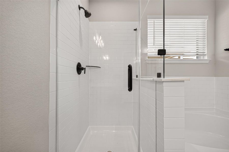 Close-up of interior finishes inside a home in La Segarra, Brookshire (Image 16).