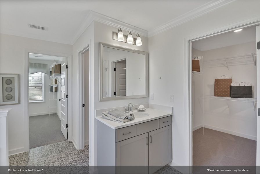 Furnished interior view inside a new home in Pebble Branch, Chapin (Image 11).