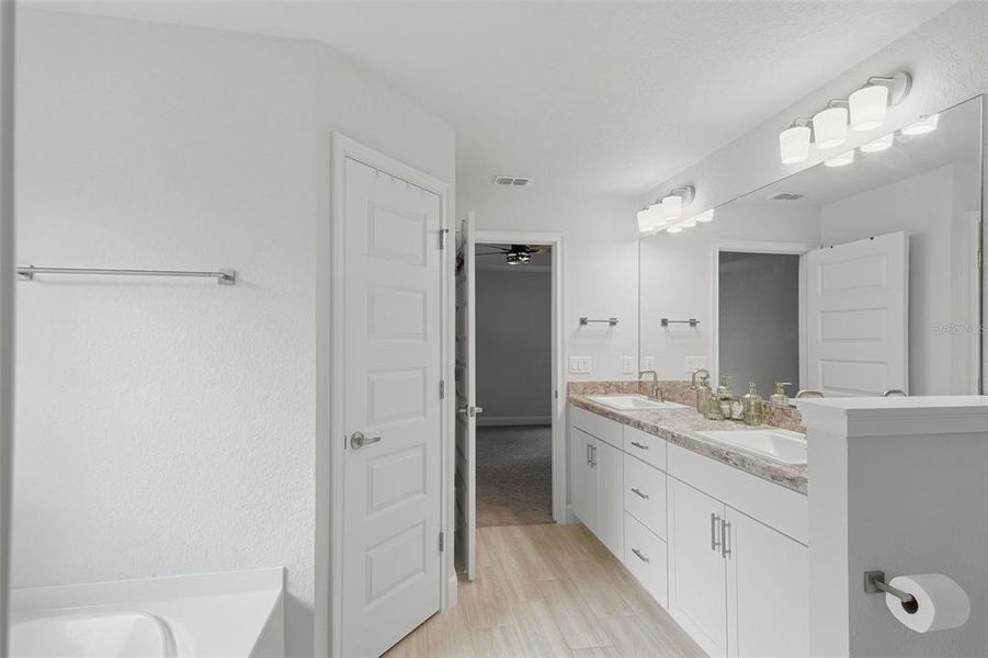 Furnished interior view inside a new home in Royal Highlands, Weeki Wachee (Image 39).