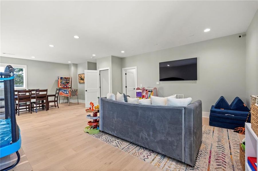Furnished interior view inside a new home in , Brookhaven (Image 33).