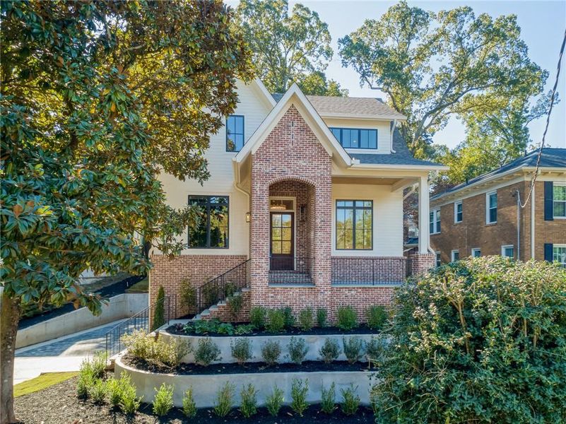 Image 60 of a home in .