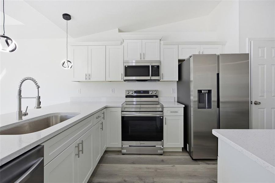 Furnished interior view inside a new home in , Dunnellon (Image 7).