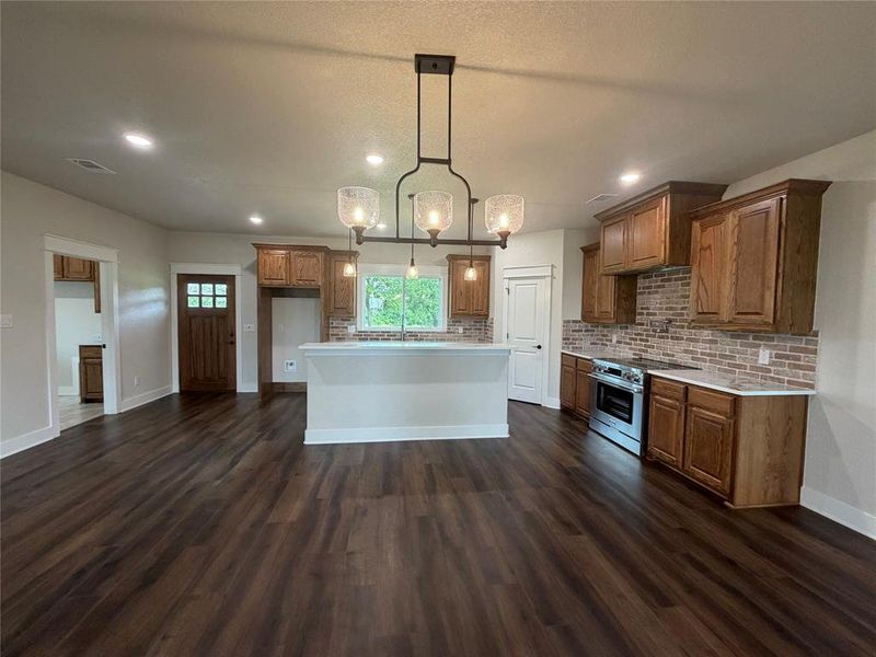 Furnished interior view inside a new home in , Bowie (Image 9).