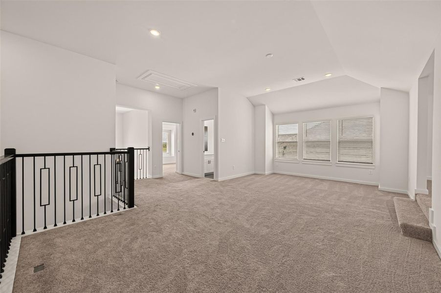 Spacious, unfurnished interior of a new home in Foxtail Palms, Manvel (Image 32). Spacious, unfurnished interior of a new home in Foxtail Palms, Manvel (Image 32).