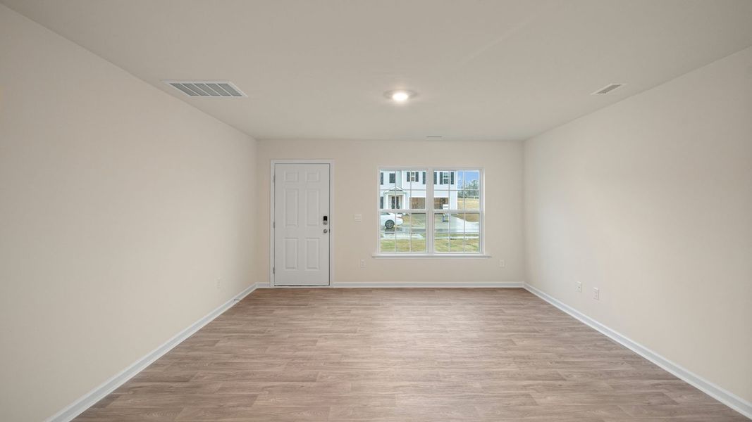 Spacious, unfurnished interior of a new home in Hobbs Farm, Ayden (Image 16).