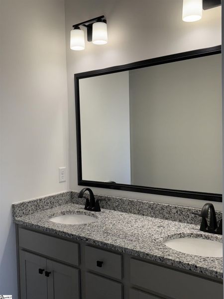 Image 12 of a home in Hazelwood.