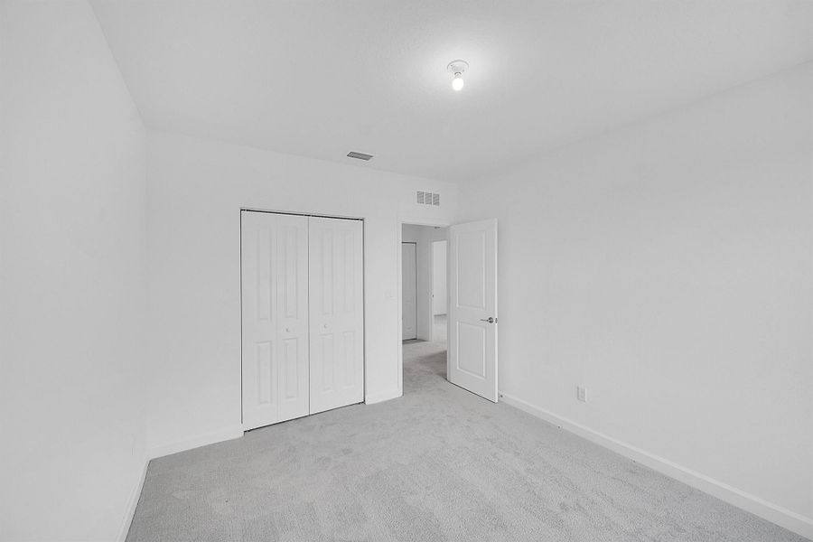 Spacious, unfurnished interior of a new home in Seagrove: The Indies, Fort Pierce (Image 19). Spacious, unfurnished interior of a new home in Seagrove: The Indies, Fort Pierce (Image 19).