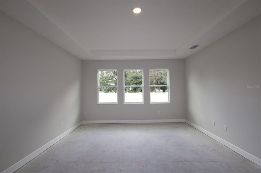 Spacious, unfurnished interior of a new home in Willow Run, Apopka (Image 27). Spacious, unfurnished interior of a new home in Willow Run, Apopka (Image 27).
