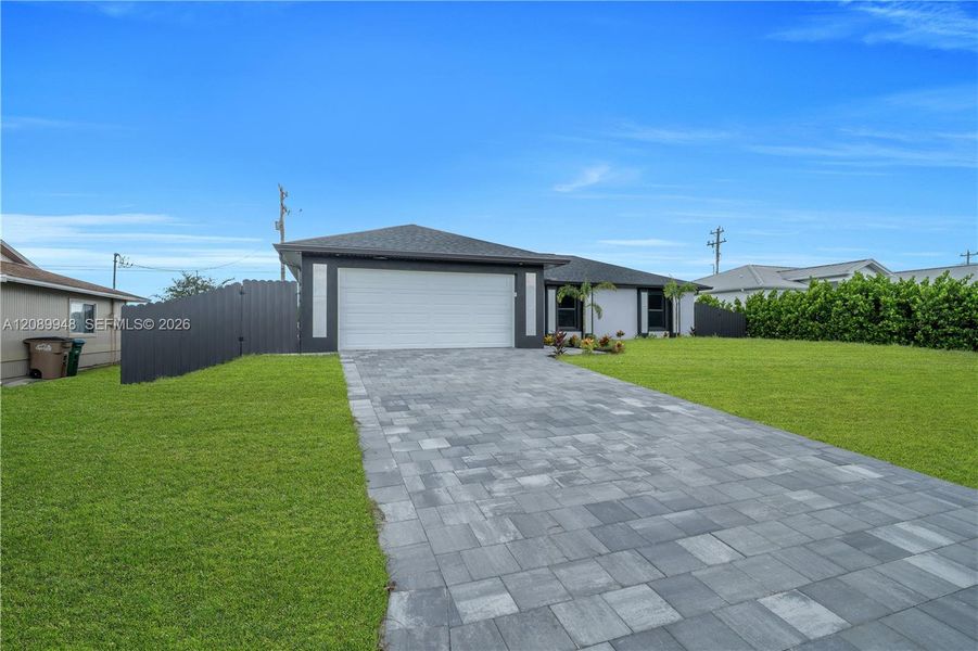 Exterior details and patio area of a home in , Cape Coral (Image 3).
