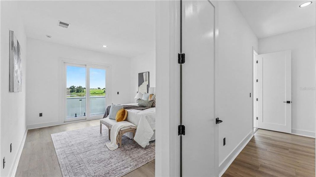 Furnished interior view inside a new home in , Lake Alfred (Image 7).