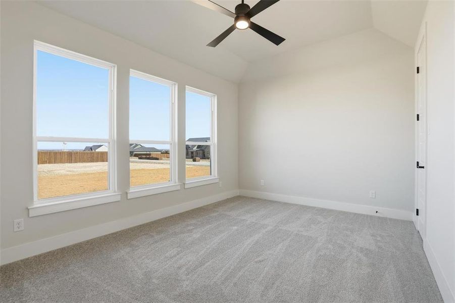 Spacious, unfurnished interior of a new home in Aledo Heights - Aledo ISD, Aledo (Image 23).