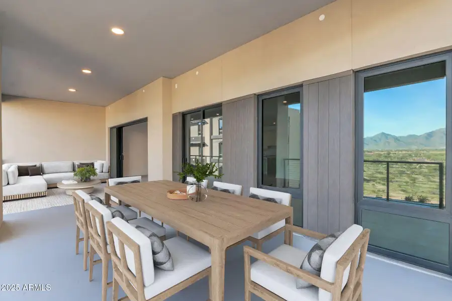 Large Terrace Large Terrace