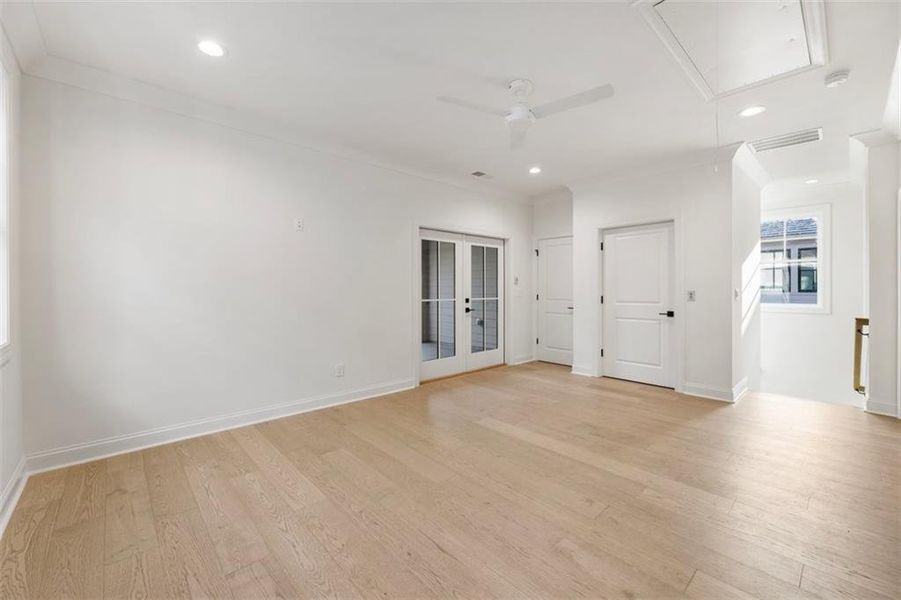 Spacious, unfurnished interior of a new home in , Alpharetta (Image 31).