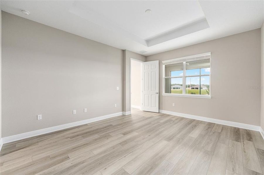 Spacious, unfurnished interior of a new home in , Ocala (Image 34).