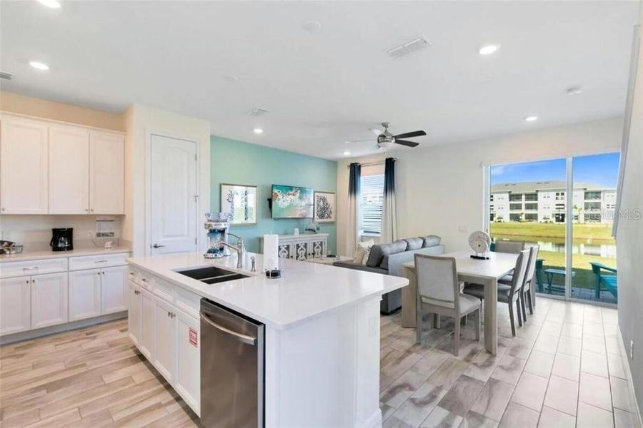 Furnished interior view inside a new home in , Kissimmee (Image 12).