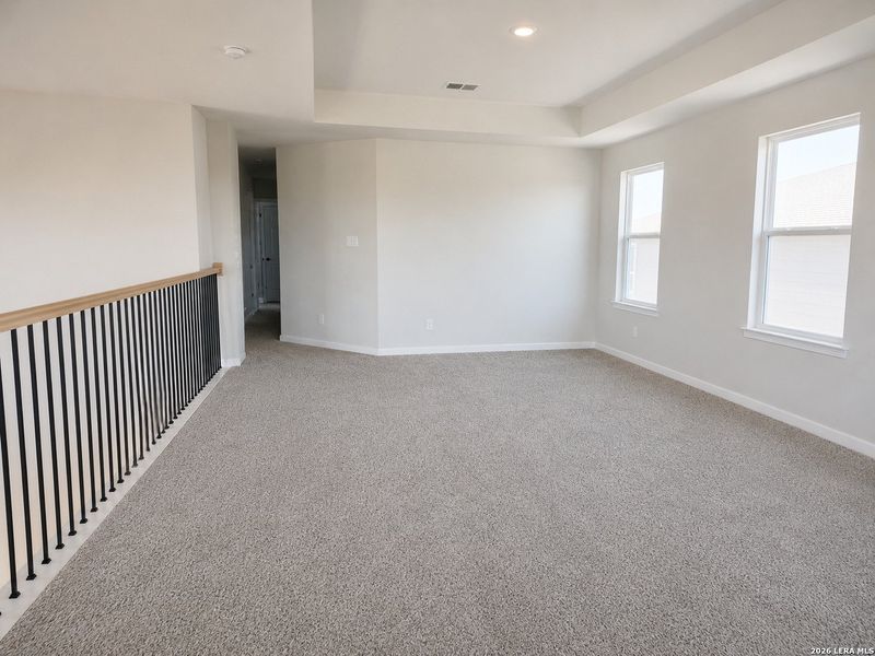 Spacious, unfurnished interior of a new home in Katzer Ranch, Converse (Image 17).