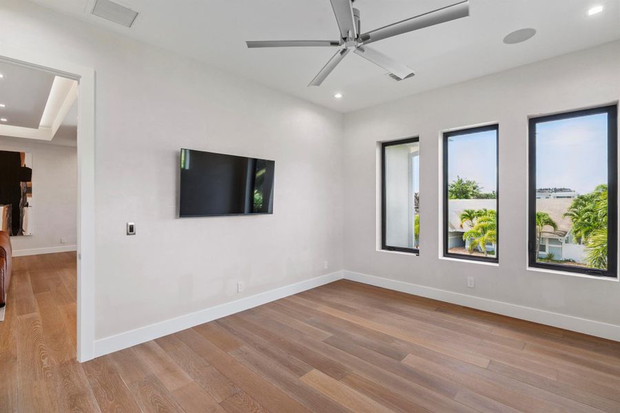 Spacious, unfurnished interior of a new home in , Boca Raton (Image 18). Spacious, unfurnished interior of a new home in , Boca Raton (Image 18).