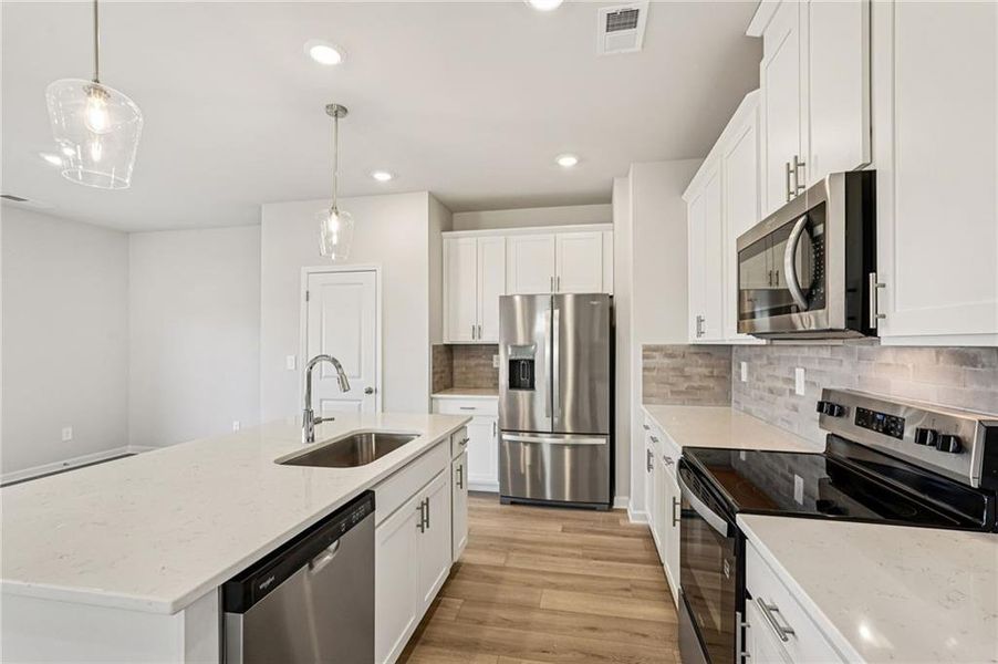 Furnished interior view inside a new home in Hawthorne Station, College Park (Image 20). Furnished interior view inside a new home in Hawthorne Station, College Park (Image 20).