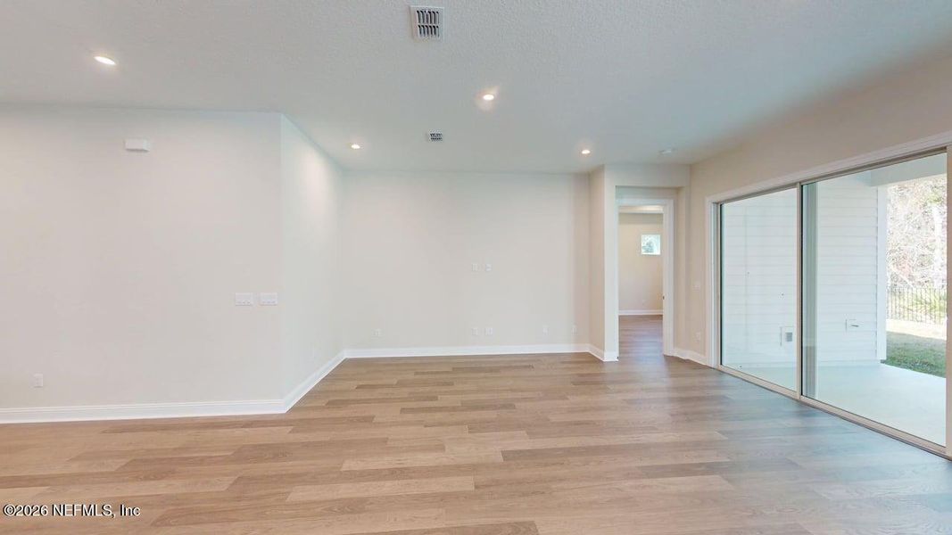 Spacious, unfurnished interior of a new home in RiverTown, St. Johns (Image 8).