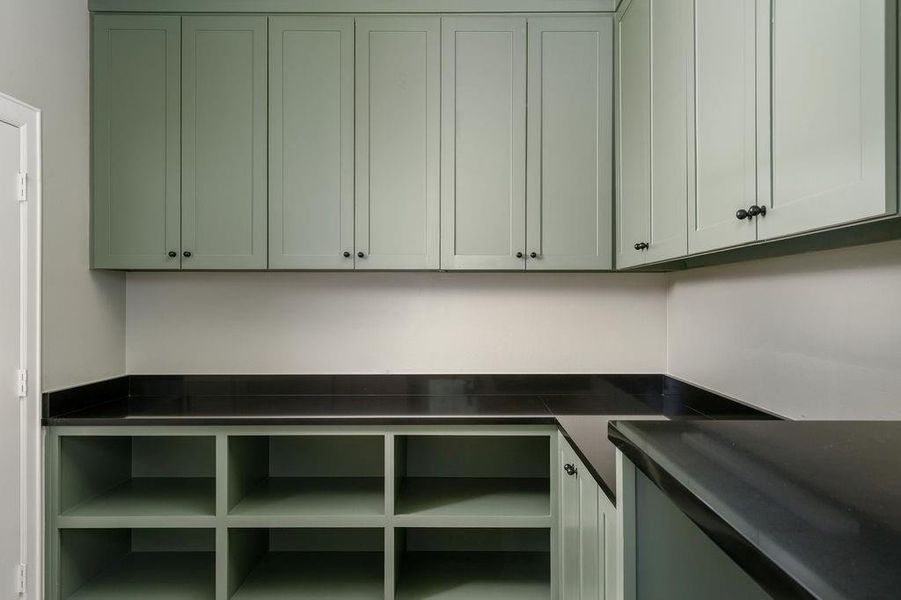 Image 16 of a home in .